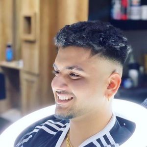 Meet your Posher, Vikram